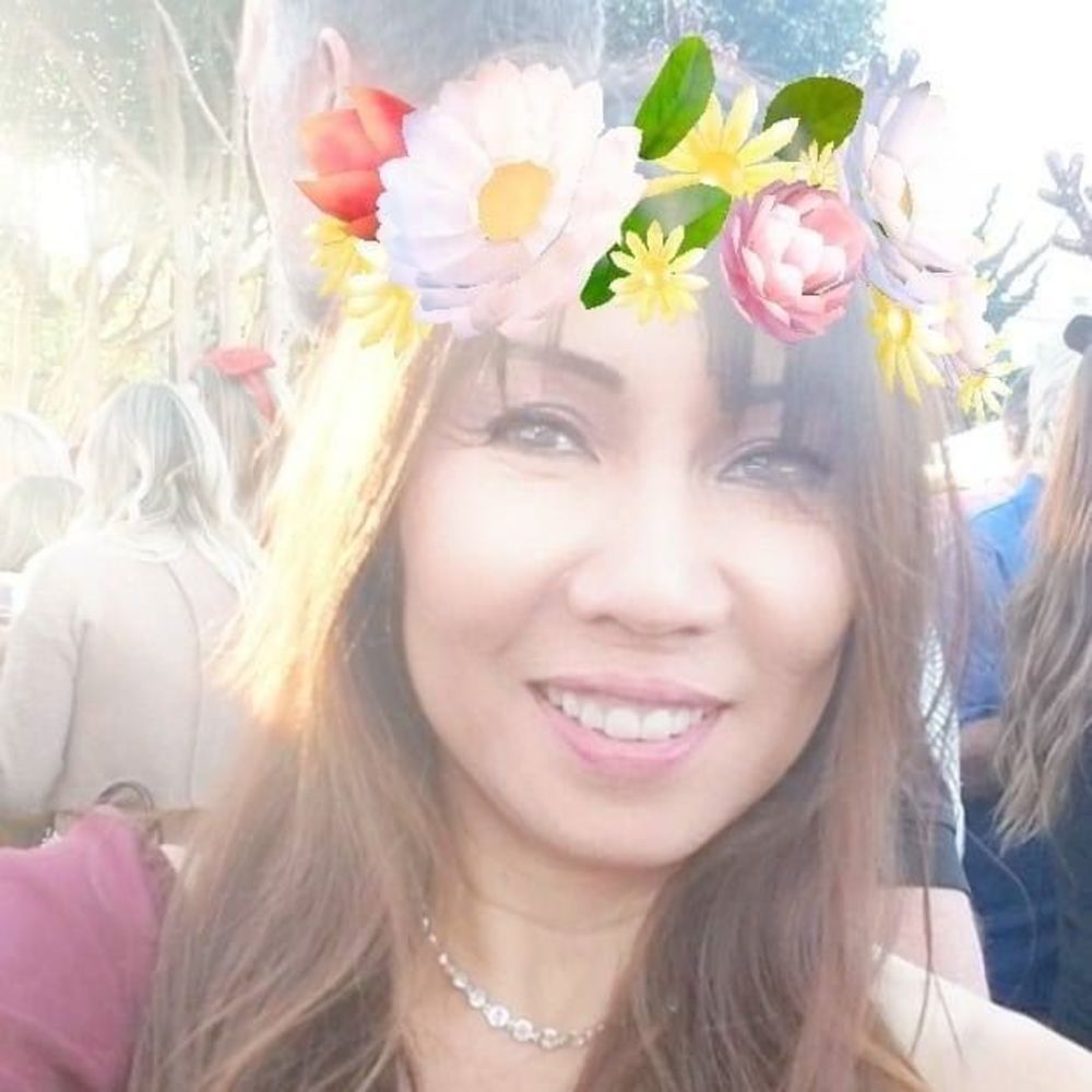 Meet your Posher, Lananh